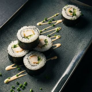 ФУТО МАКИ ХРУПКАВО ПИЛЕ