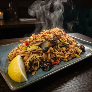 ОРИЗОВИ СПАГЕТИ СЪС ЗЕЛЕНЧУЦИ
