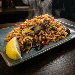 ОРИЗОВИ СПАГЕТИ С ТЕЛЕШКО
