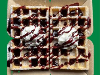 Белгийски гофрети със сладко