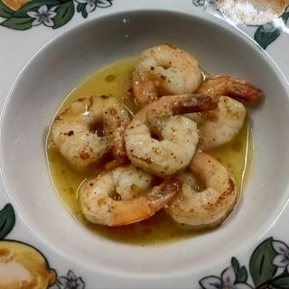 Скариди с чесън и масло- 250 гр.