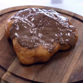 Мекица с кафяв шоколад