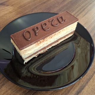 Торта OPERA