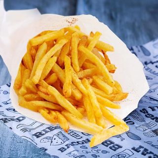 Порция пържени картофи