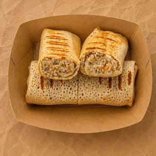 Палачинка с Пилешко Месо + Айрян