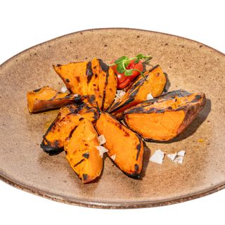 Печен батат на Josper