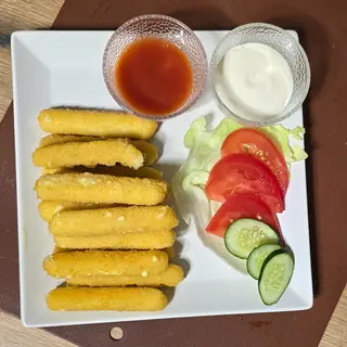 Кашкавалени пръчици