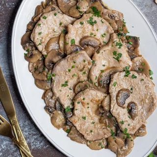 Скалопини с микс от горски гъби