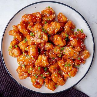 Пилешки филенца в сладко кисел сос 350 гр.
