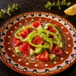Сезонна салата 100г