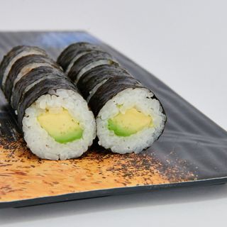 Маки с авакадо 150г