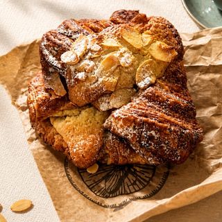 Combo Medium (5 Viennoiseries)
