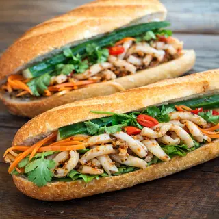 Le Bánh mì Calamar Persillé