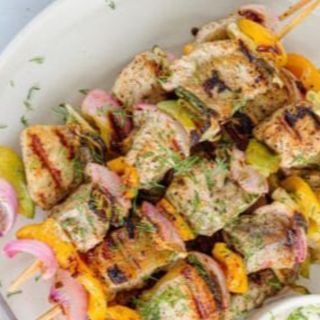 Brochette de poisson + Attiéké
