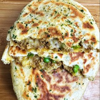 Naan Gourmand Légumes–Fromage