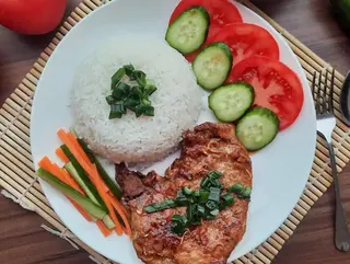 Cơm sườn  (Porc Aux Riz Blanc)