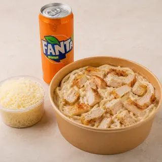 Box spaghetti poulet + supplément + boissons