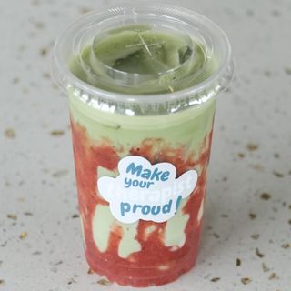 Strawberry matcha
