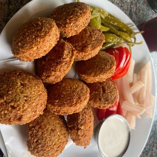 Dozen falafel