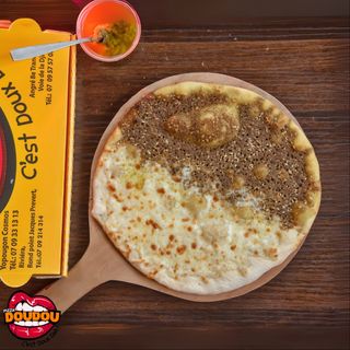 Pizza Zaatar / Fromage (Manaiche)