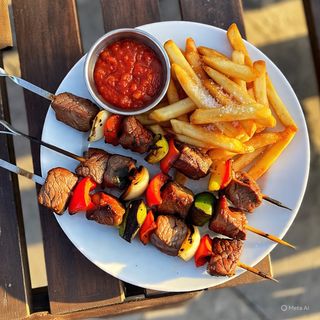 Plat de Brochette de viande avec accompagnement au choix 