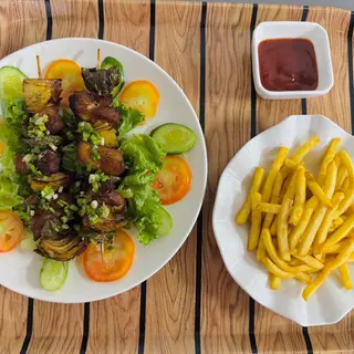 Brochettes De Mérou + Frites