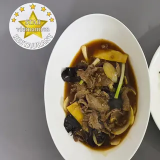 Boeuf champinons noirs bambou