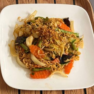 Noille saute aux légume 