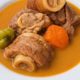 Soupe de pattes de bœuf