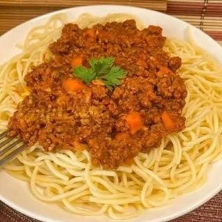 Spaghetti viande hachée épicé simple