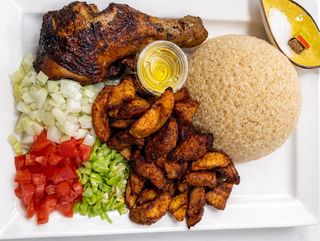 Attieke poulet et alloco