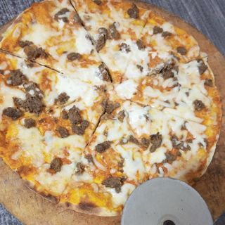 Pizza Bolognaise