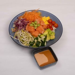 Poke Salmon Salade