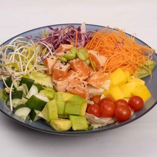 Poke Tataki Salmon Salade