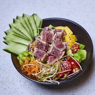 Poke Tataki Tuna Salade