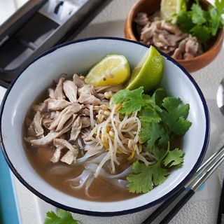 Soupe de poulet aux vermicelles