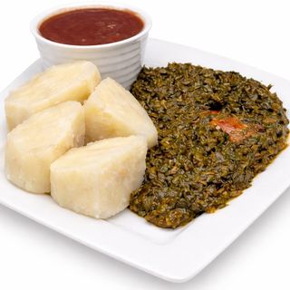 Bouillie d'igname+ sauce feuille de taro