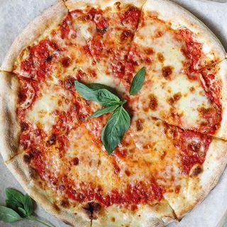 Pizza Marguerita moyenne