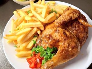 Demi poulet frites