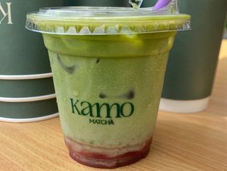 Hibiscus Berry matcha latte