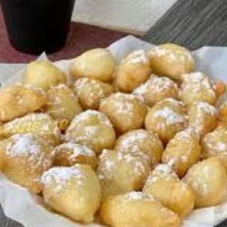 Beignets blancs-blancs au sucre