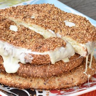 Kaek Fromage