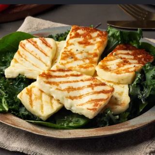 Assiettes halloum grillé