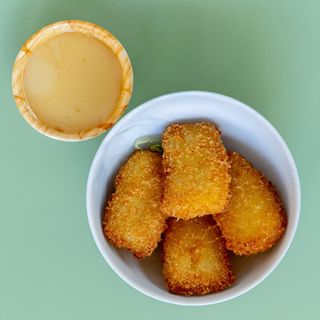 HALLOUMI STICKS