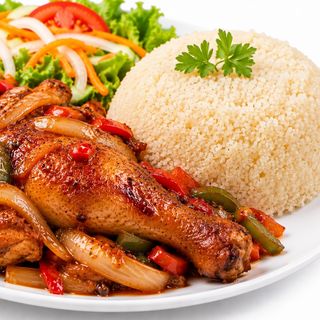 Poulet sauté + Attiéké