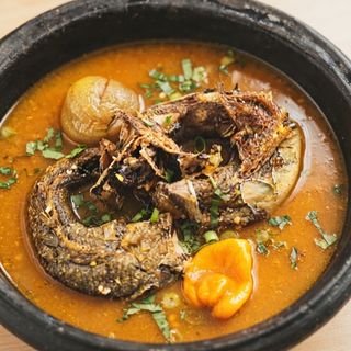 Sauce claire poisson fumé avec riz
