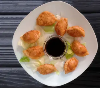 2. Empanadillas Chinas (8 uds.)