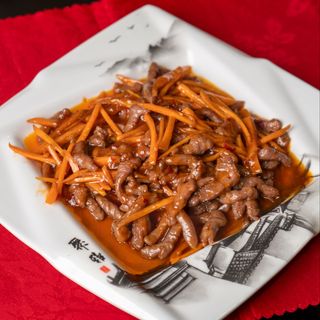 74. Ternera salteadas picantes