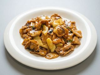 92. Pollo con salsa de ostras