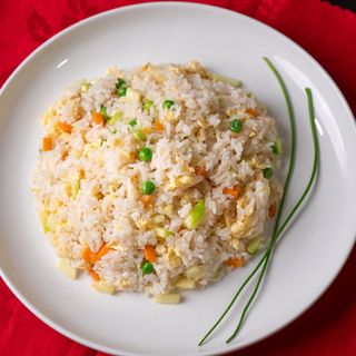 26. Arroz frito con verduras